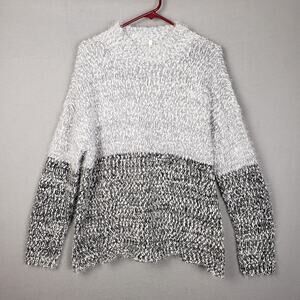 Maurices XL Mock Neck Pullover Sweater Two Tone White Black Fuzzy Cozy Winter